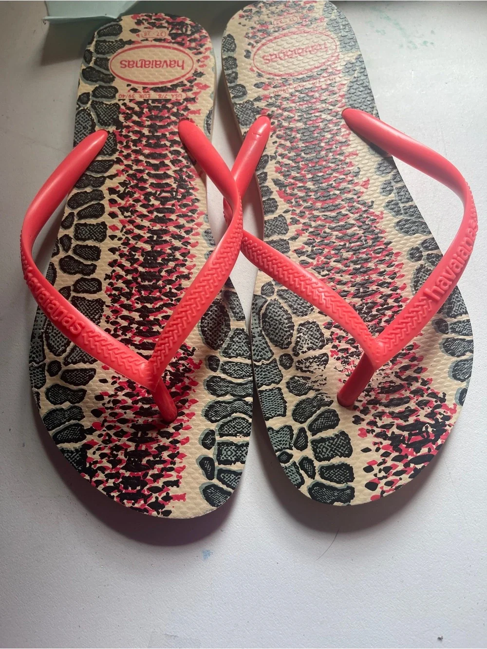 Havaianas Women’s Coral Strap Animal-Print Sandals Size 7/8